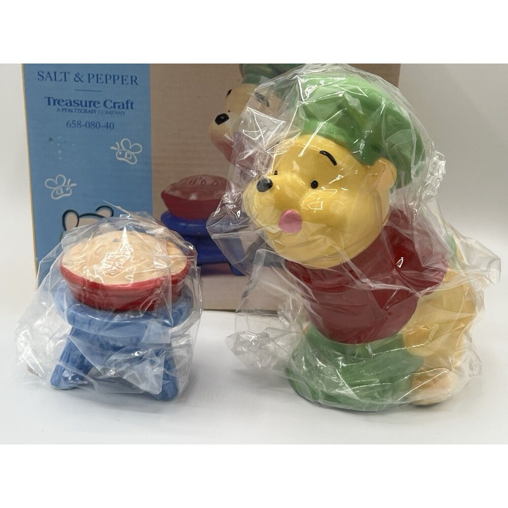 1990s Treasure Craft Disney Winnie the Pooh Pie Bench Salt Pepper Shakers NIB